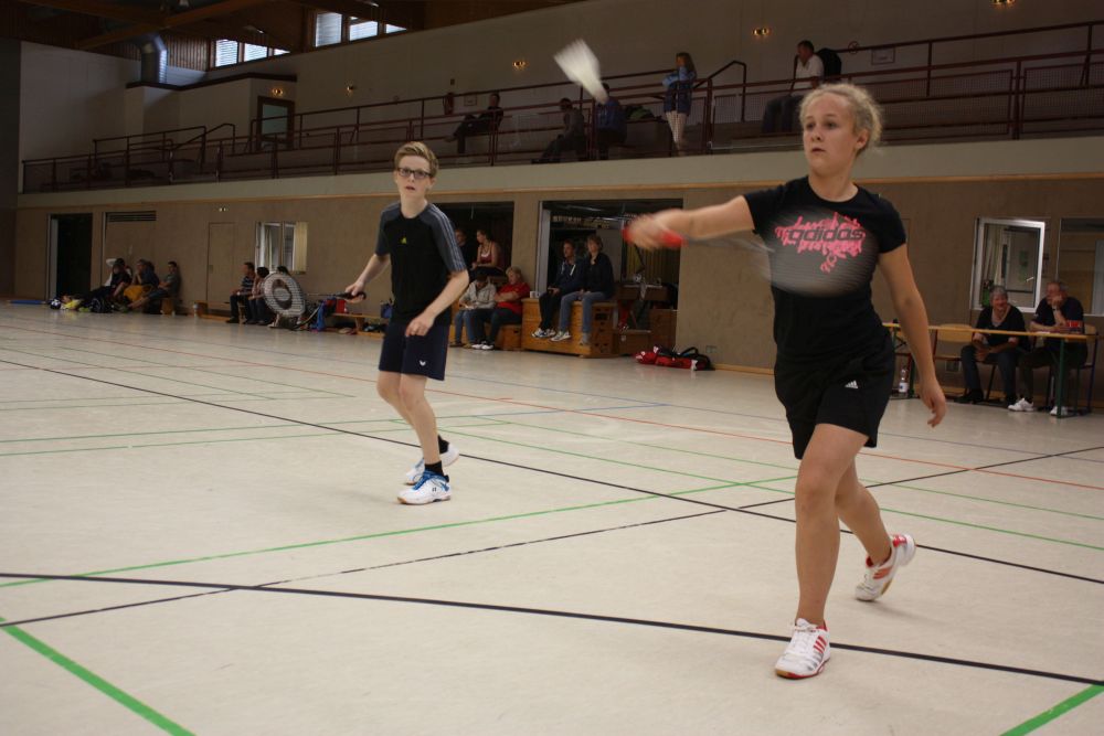 v.l. Jakob Ostendorf, Ella Liepe Mixed U15